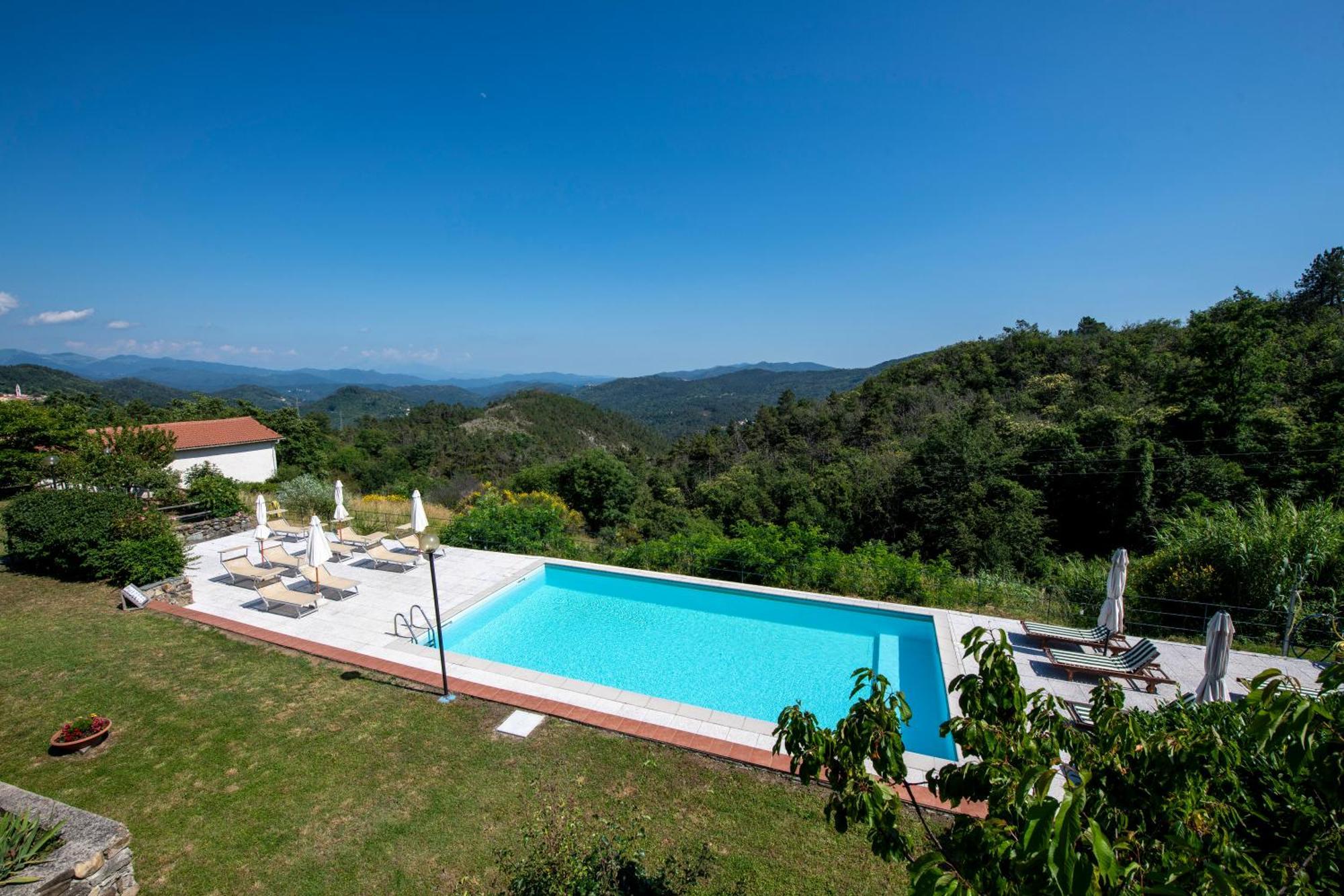 211 - Appartamento Acacia, Terrazza Giardino E Piscina Карро Экстерьер фото